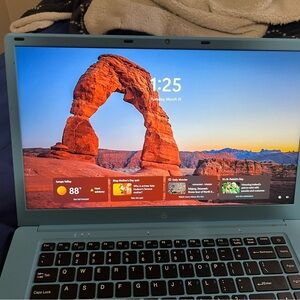 Windows Intel 11 laptop